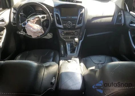 2013 Ford Focus Titanium из США, поврежденный, VIN 1FADP3N20DL137328